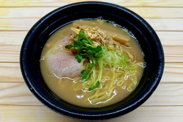 未利用魚を活用した「かながしらラーメン」
