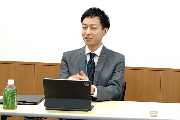 中園係長にとってOJT事業は、上司の鈴木所長の支援手法を学ぶ機会にもなった