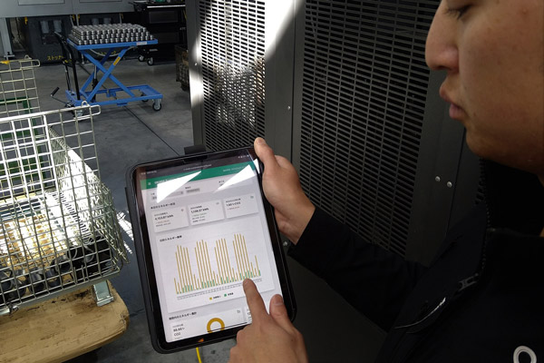 タブレット端末を活用し、社内の効率化を実現
