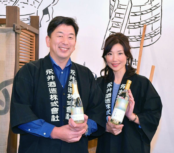 永井酒造六代目蔵元・永井則吉氏と、妻で同社の広報を担当する取締役の松美氏。二人のタッグでまったく新しい日本酒の楽しみ方を世界に提案する