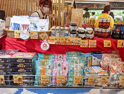 香港で開催された沖縄フェアでは多くの商品を紹介した