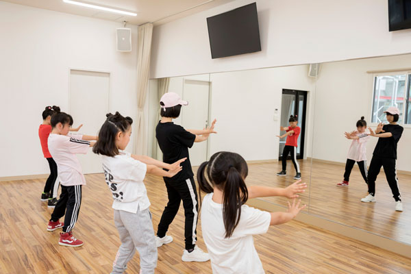 ダンス教室のイメージ02